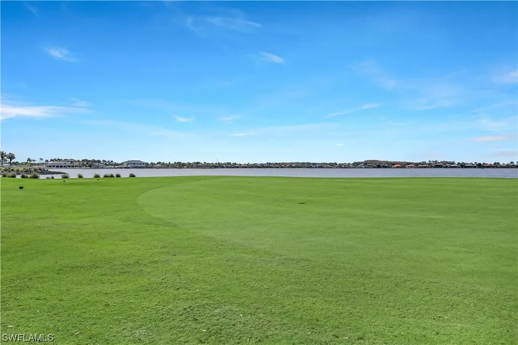 8985 Quarry Drive Naples FL 34120