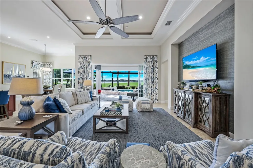 8985 Quarry Drive Naples FL 34120