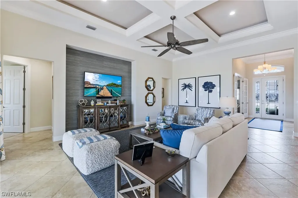 8985 Quarry Drive Naples FL 34120