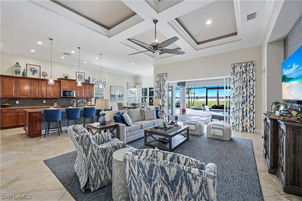 8985 Quarry Drive Naples FL 34120