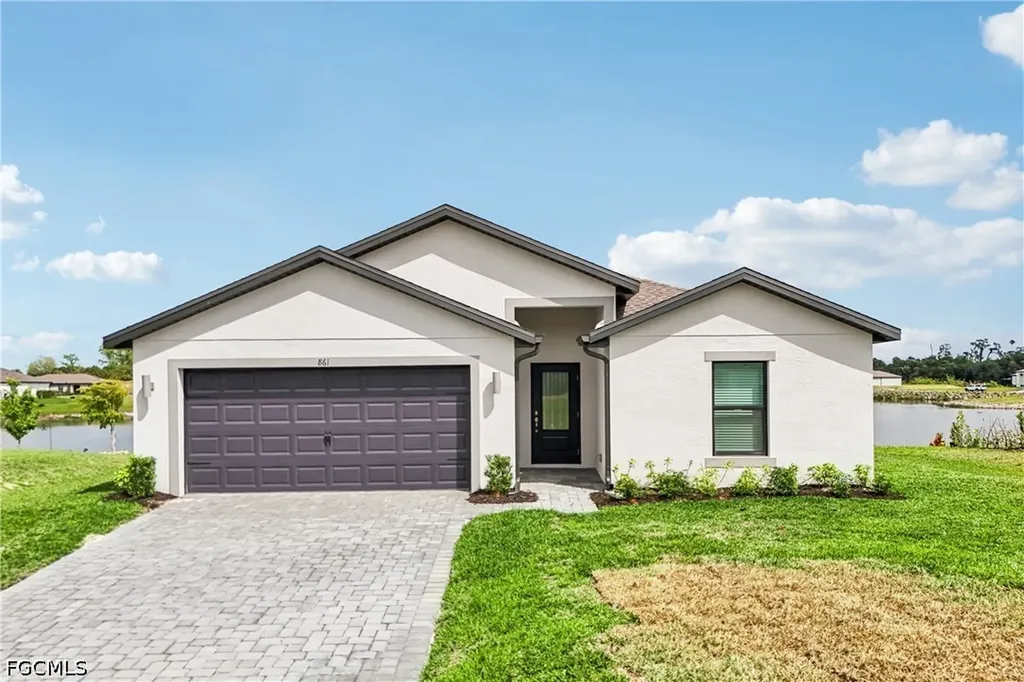 861 Gen D Macarthur Avenue Labelle FL 33935