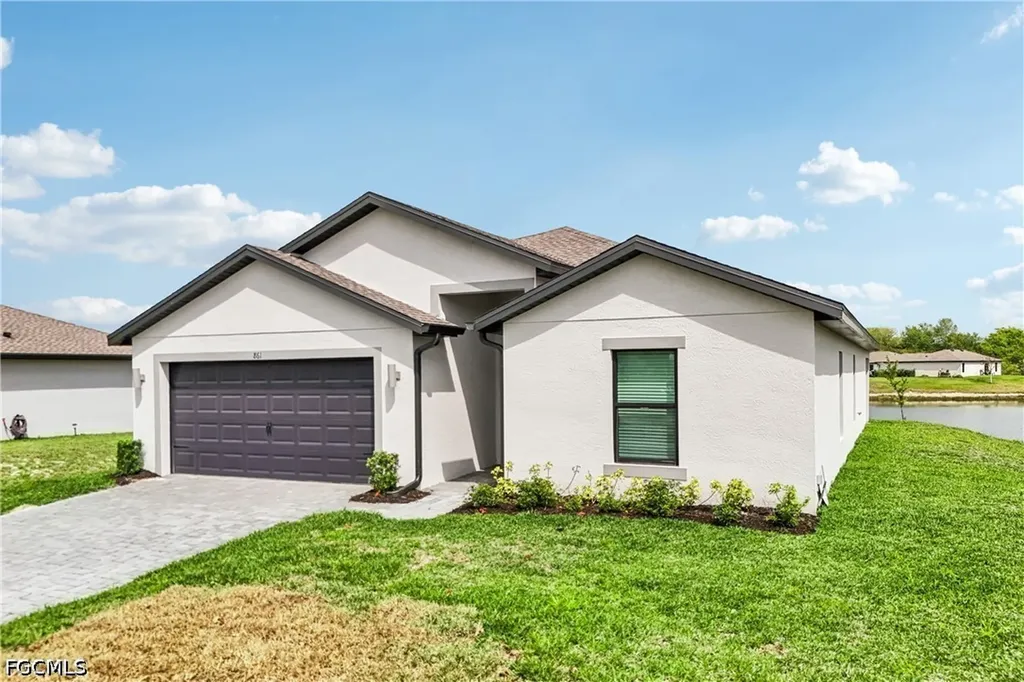 861 Gen D Macarthur Avenue Labelle FL 33935
