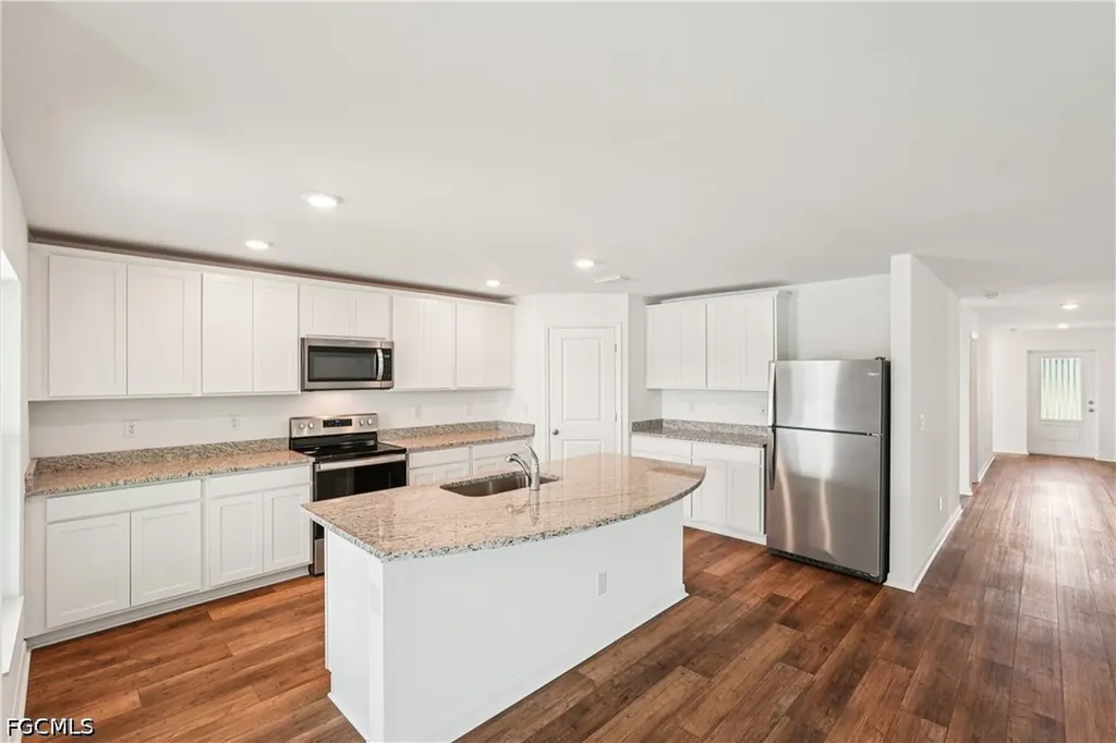 861 Gen D Macarthur Avenue Labelle FL 33935