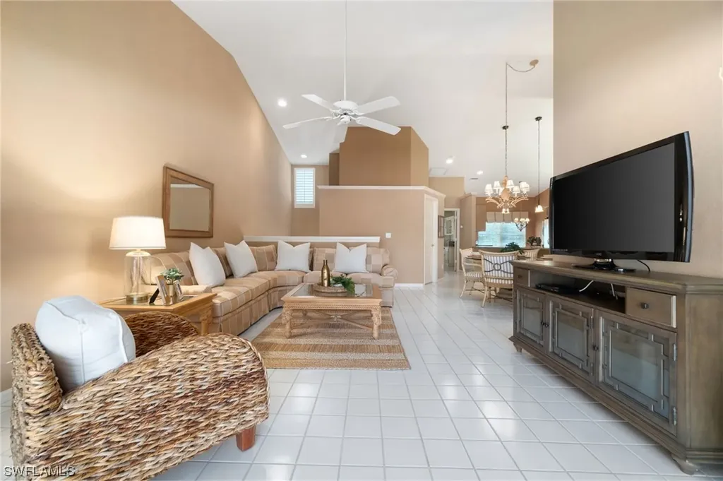 8325 Excalibur Circle Naples FL 34108