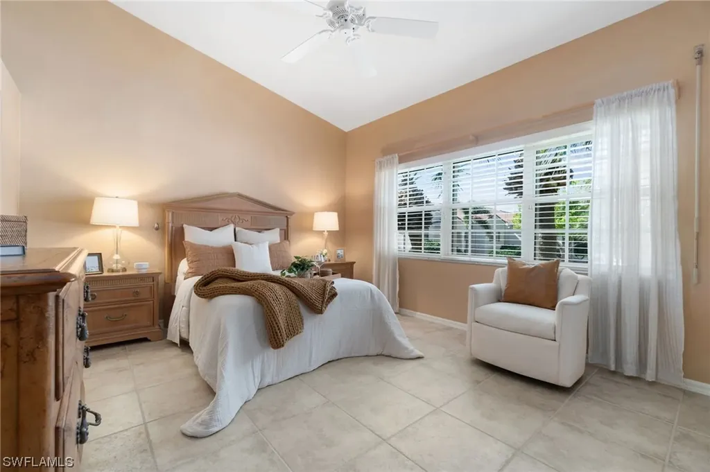 8325 Excalibur Circle Naples FL 34108