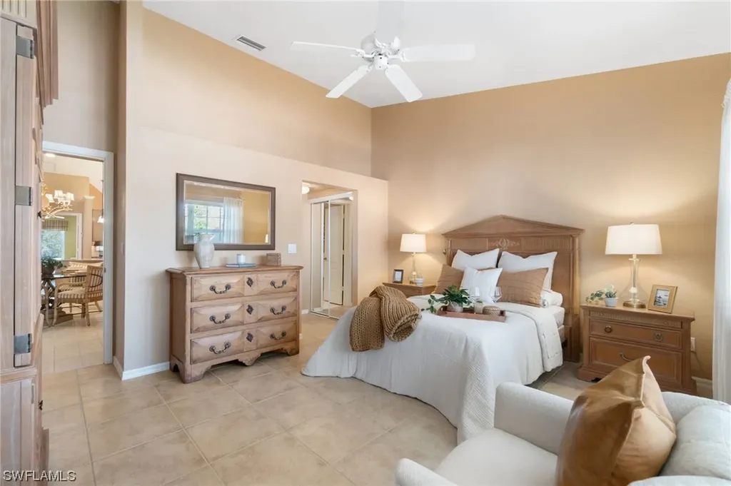 8325 Excalibur Circle Naples FL 34108