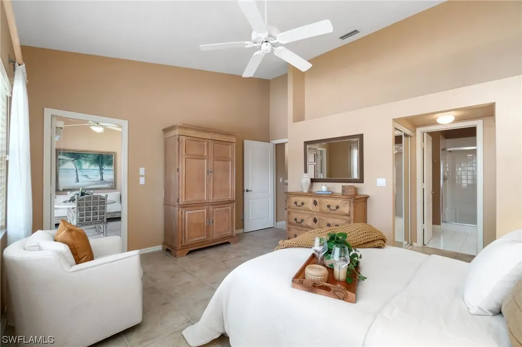 8325 Excalibur Circle Naples FL 34108