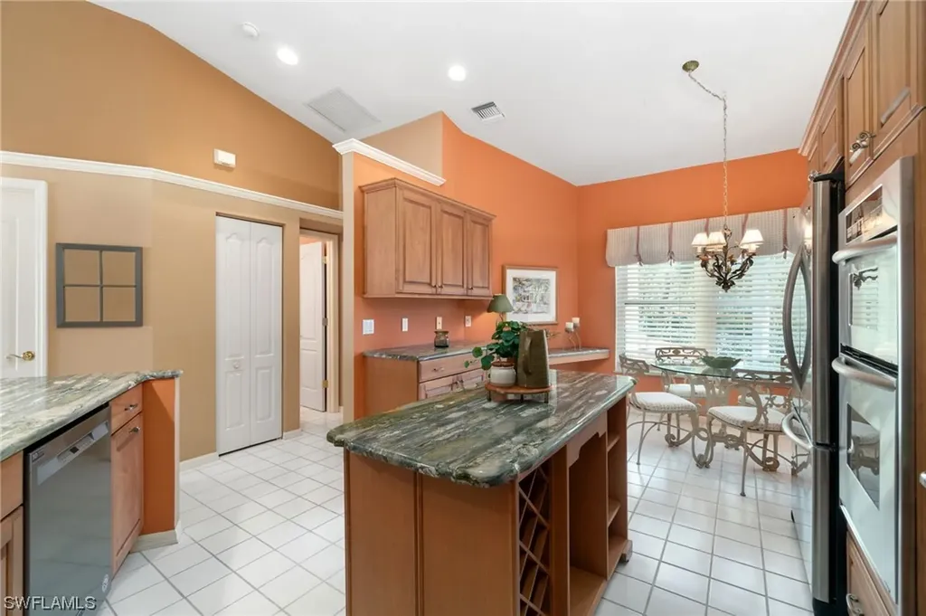 8325 Excalibur Circle Naples FL 34108