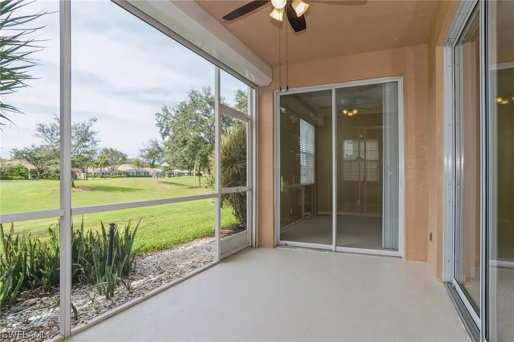 2015 Crestview Way Naples FL 34119