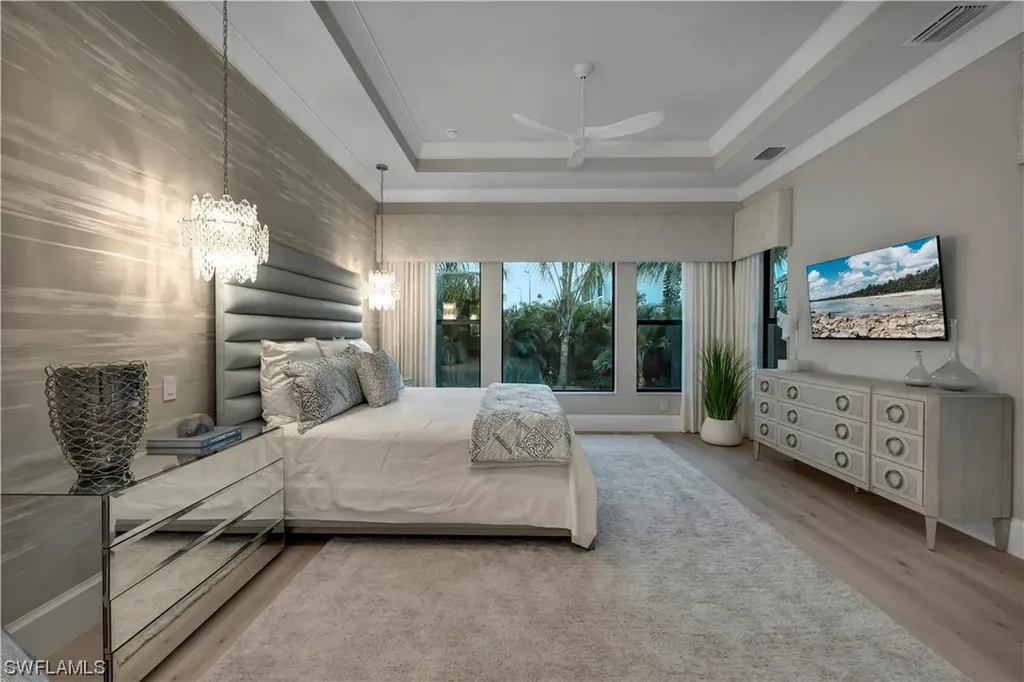 760 Park Shore Drive Naples FL 34103