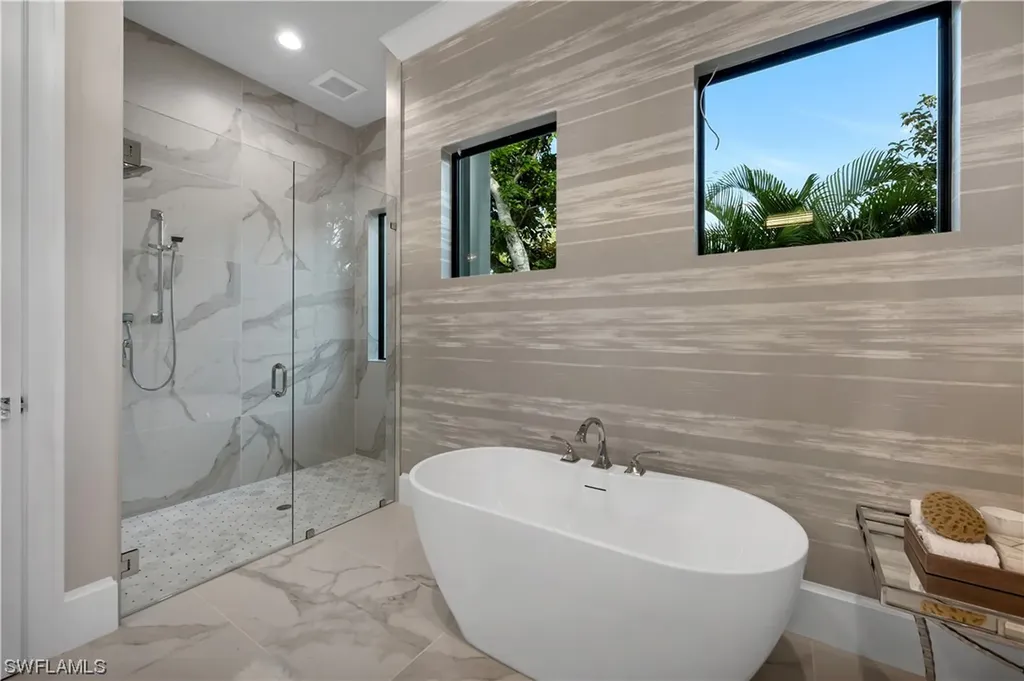 760 Park Shore Drive Naples FL 34103