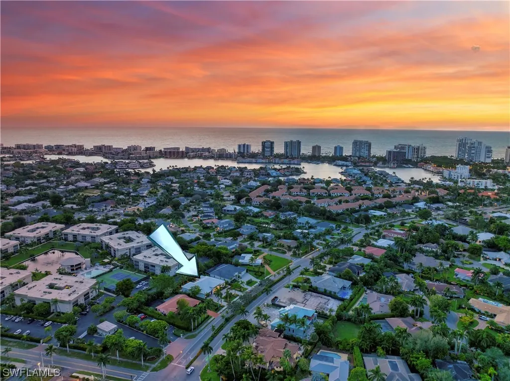 760 Park Shore Drive Naples FL 34103