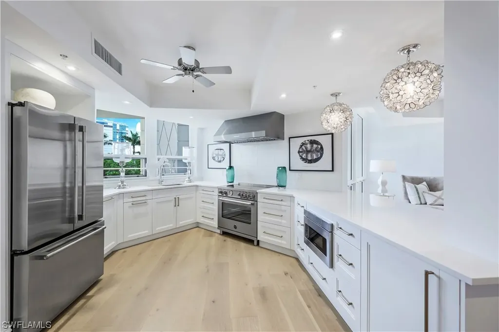 4021 Gulf Shore Boulevard N Naples FL 34103