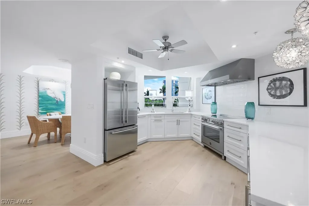 4021 Gulf Shore Boulevard N Naples FL 34103