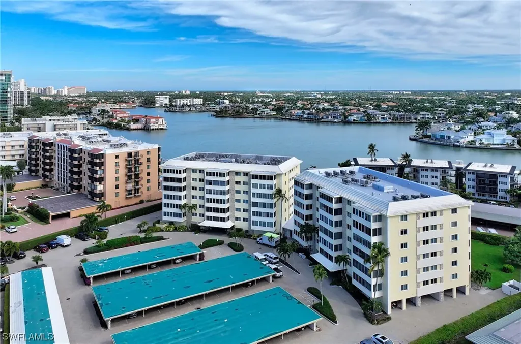 3410 Gulf Shore Boulevard N Naples FL 34103