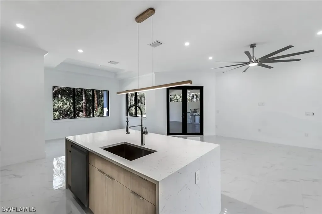 181 18th Avenue NW Naples FL 34120