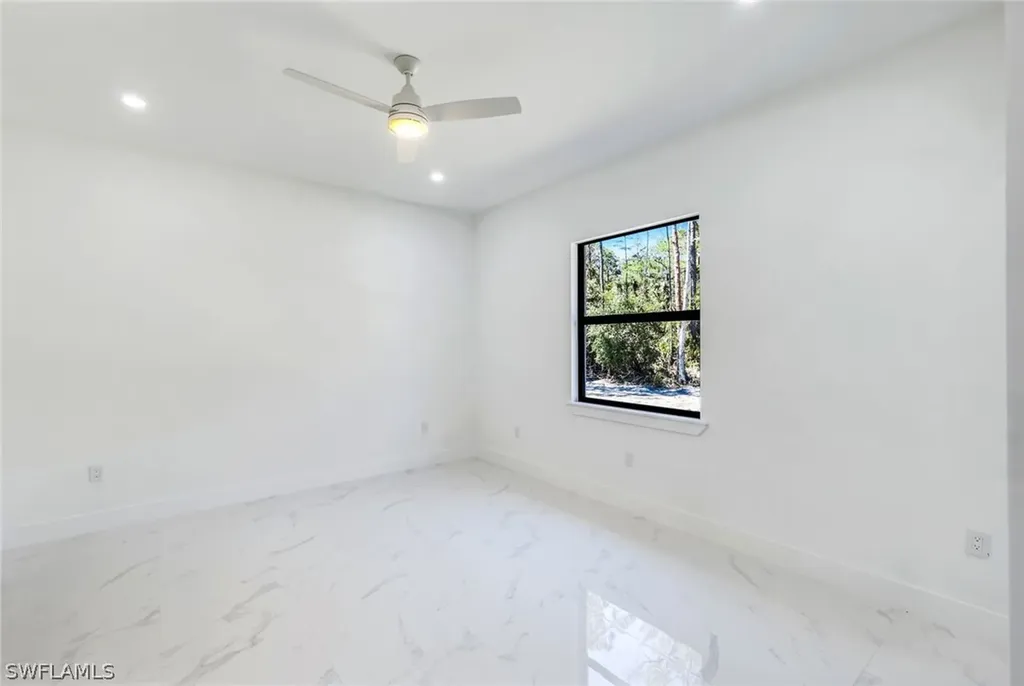 181 18th Avenue NW Naples FL 34120