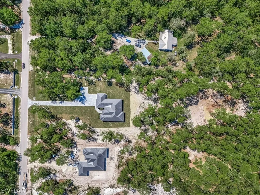 181 18th Avenue NW Naples FL 34120