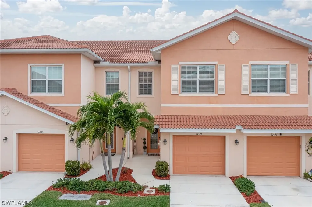 10195 Viaduct Colomba Circle Fort Myers FL 33966