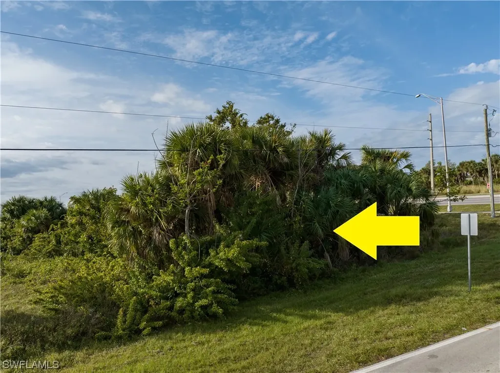 9025 Fruitland Avenue Englewood FL 34224