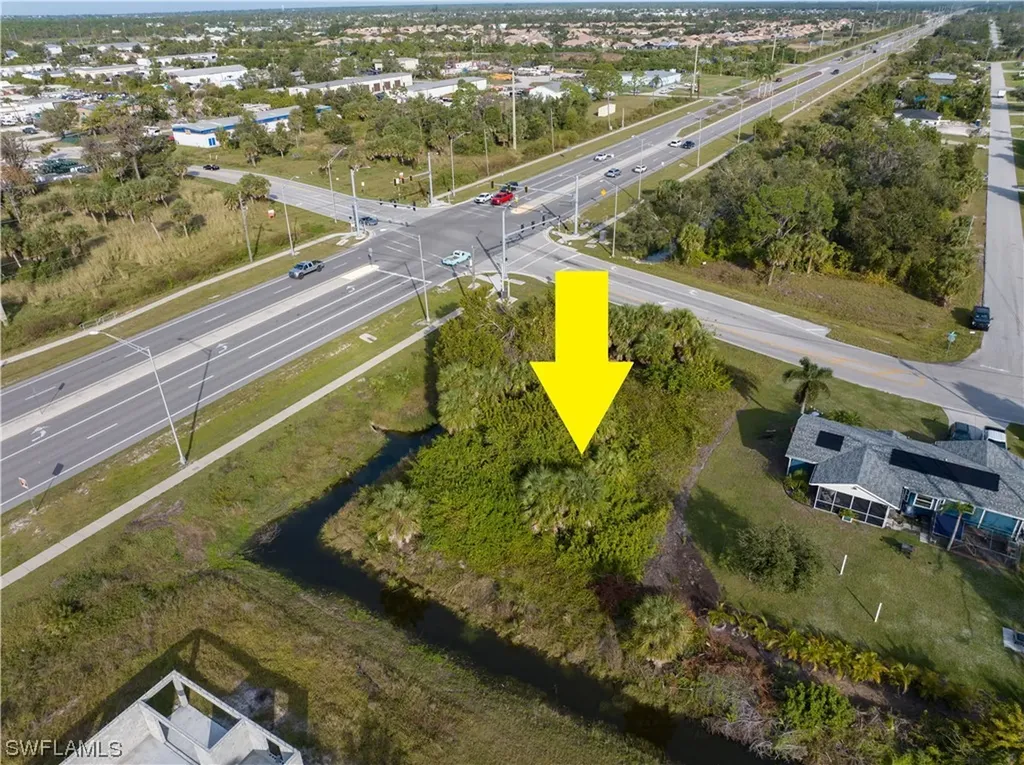 9025 Fruitland Avenue Englewood FL 34224