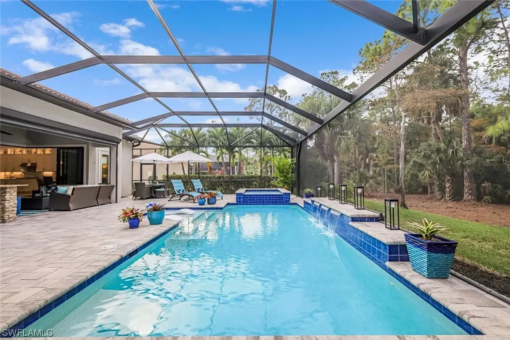 8953 Bahama Swallow Way Naples FL 34120