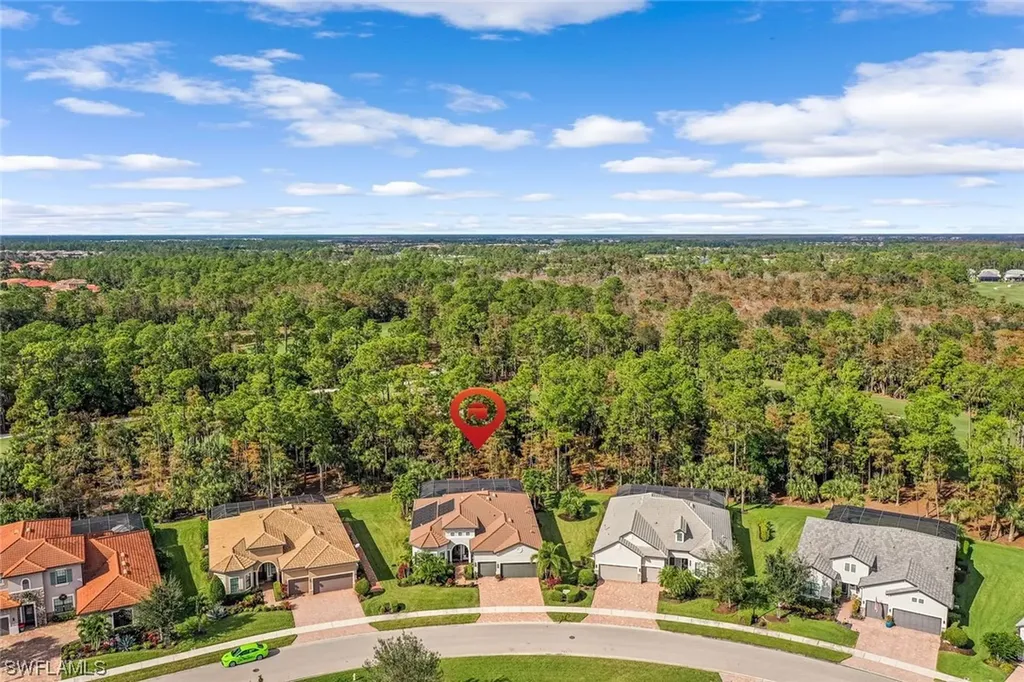 8953 Bahama Swallow Way Naples FL 34120