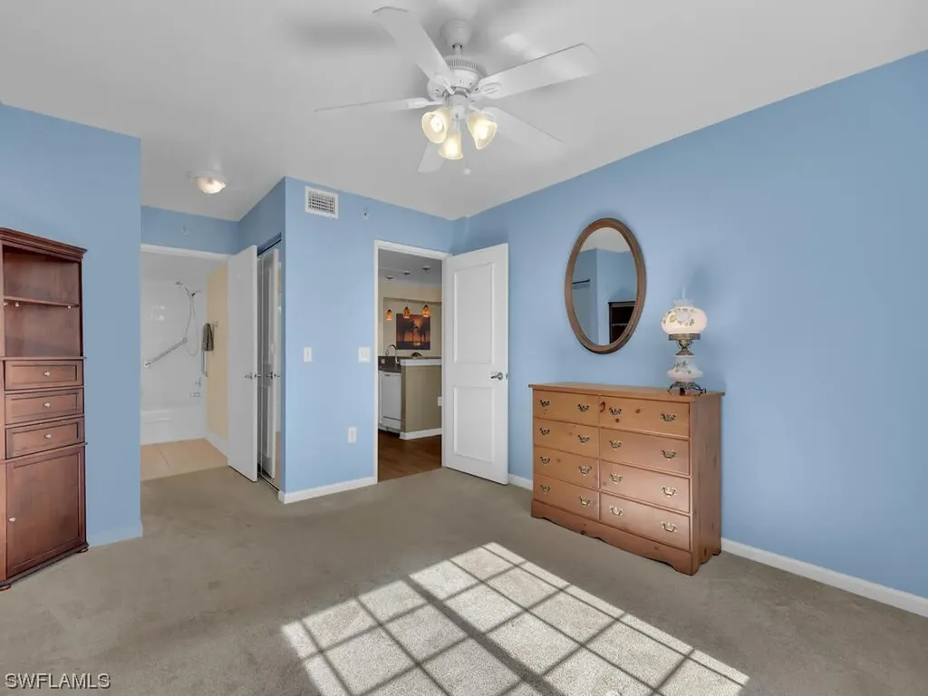 1160 Wildwood Lakes Boulevard Naples FL 34104