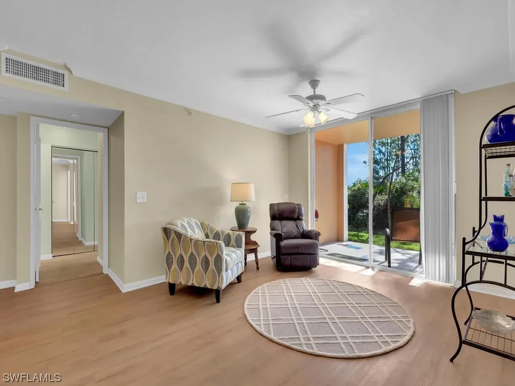 1160 Wildwood Lakes Boulevard Naples FL 34104