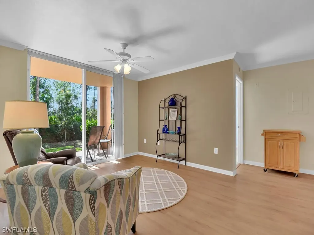 1160 Wildwood Lakes Boulevard Naples FL 34104