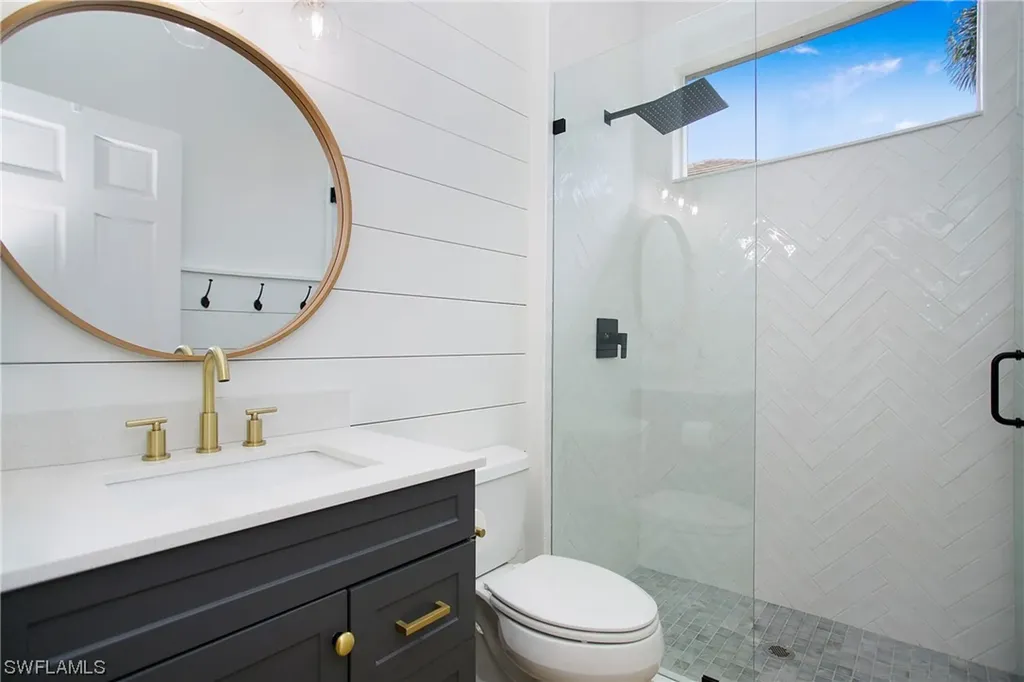 6550 Chestnut Circle Naples FL 34109