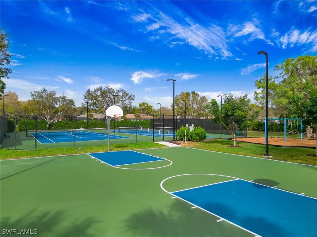 6550 Chestnut Circle Naples FL 34109
