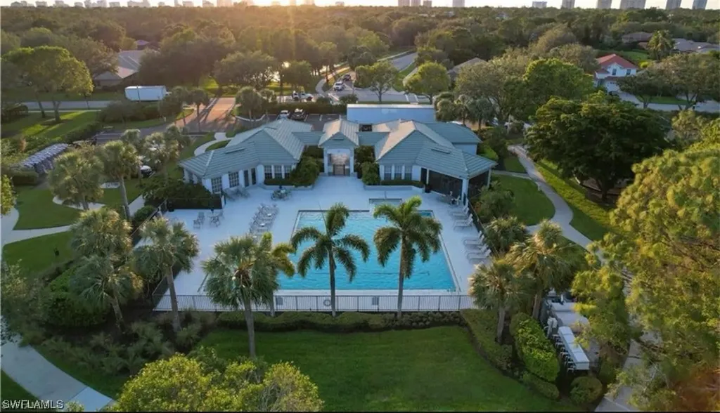 6550 Chestnut Circle Naples FL 34109