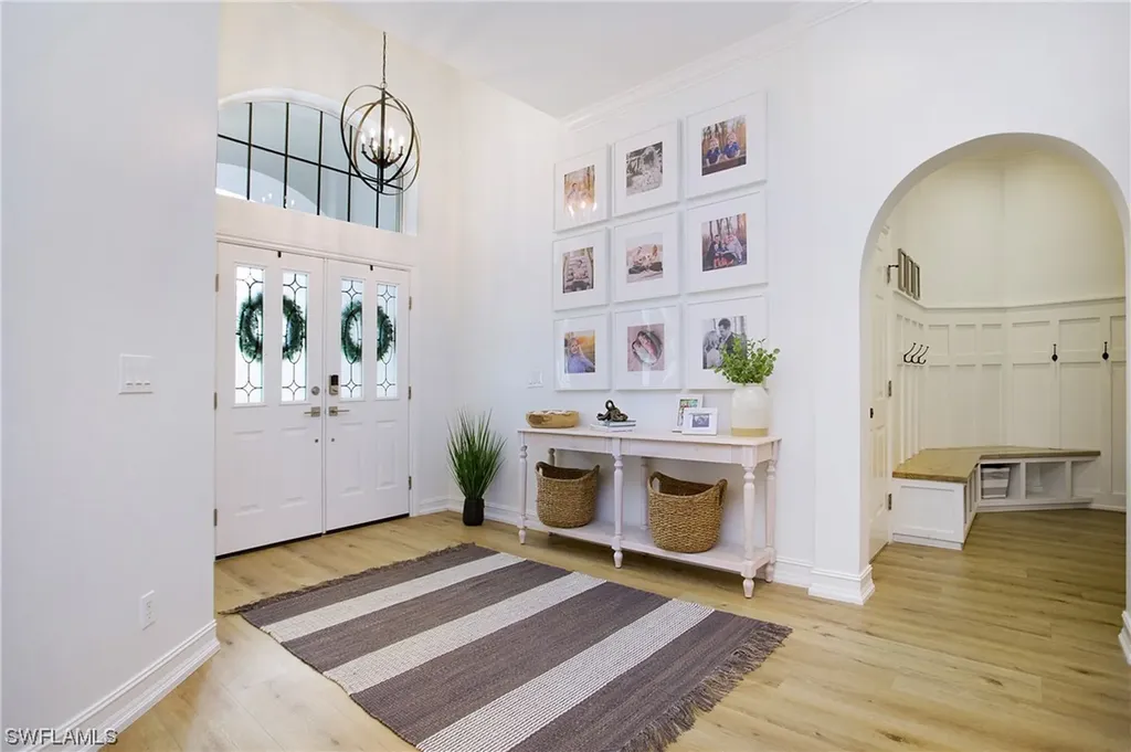6550 Chestnut Circle Naples FL 34109