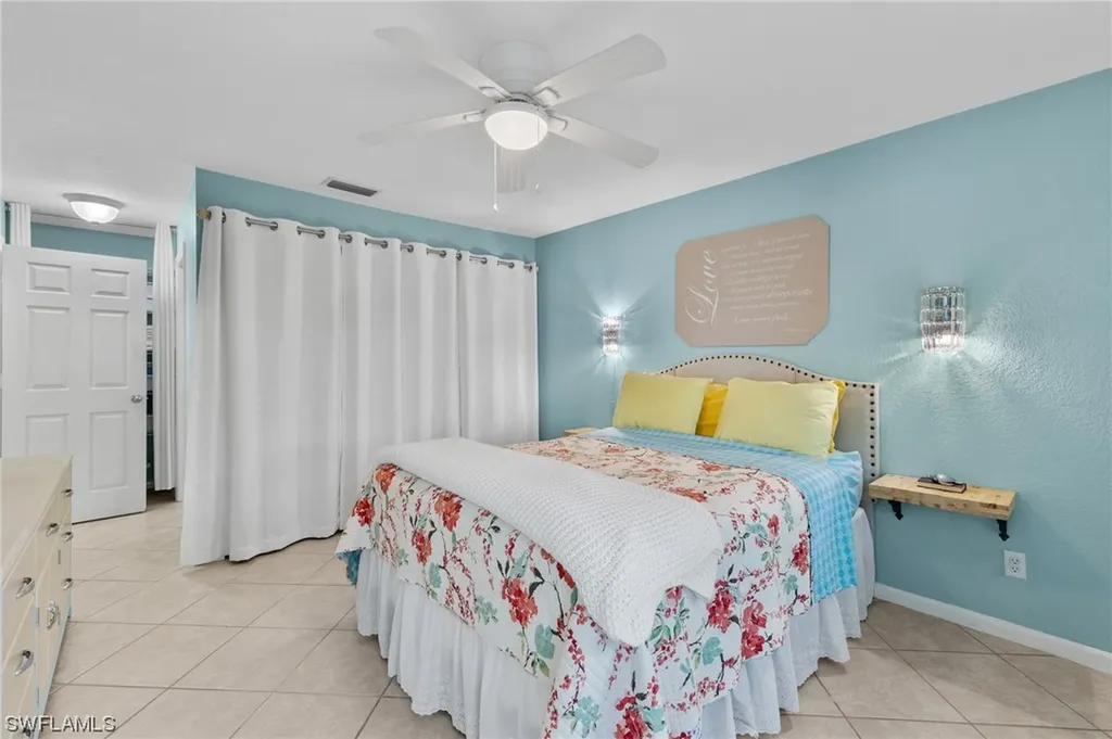 1714 NE 6th Terrace Cape Coral FL 33909