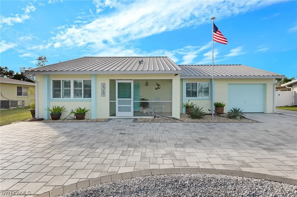 1714 NE 6th Terrace Cape Coral FL 33909