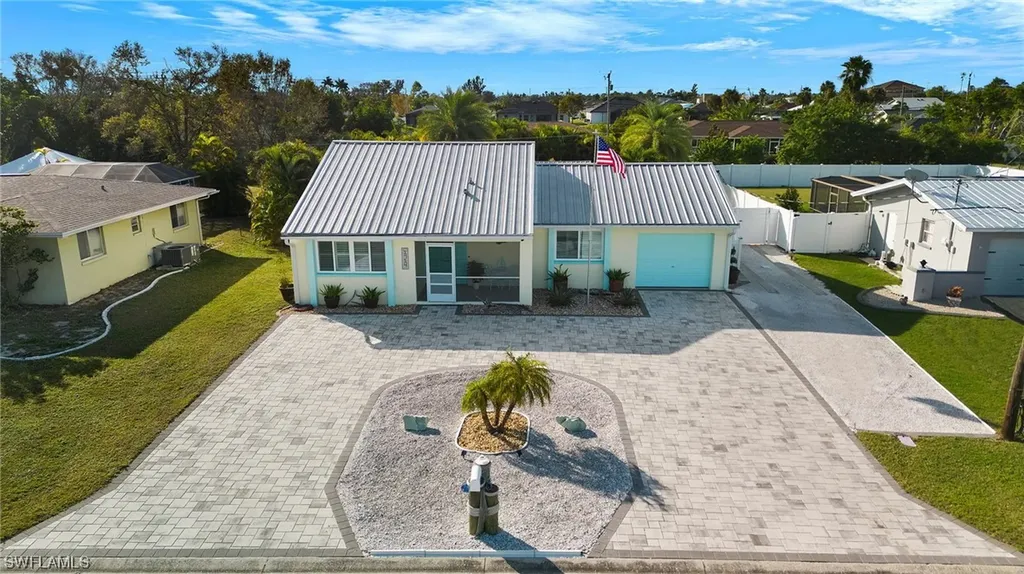 1714 NE 6th Terrace Cape Coral FL 33909