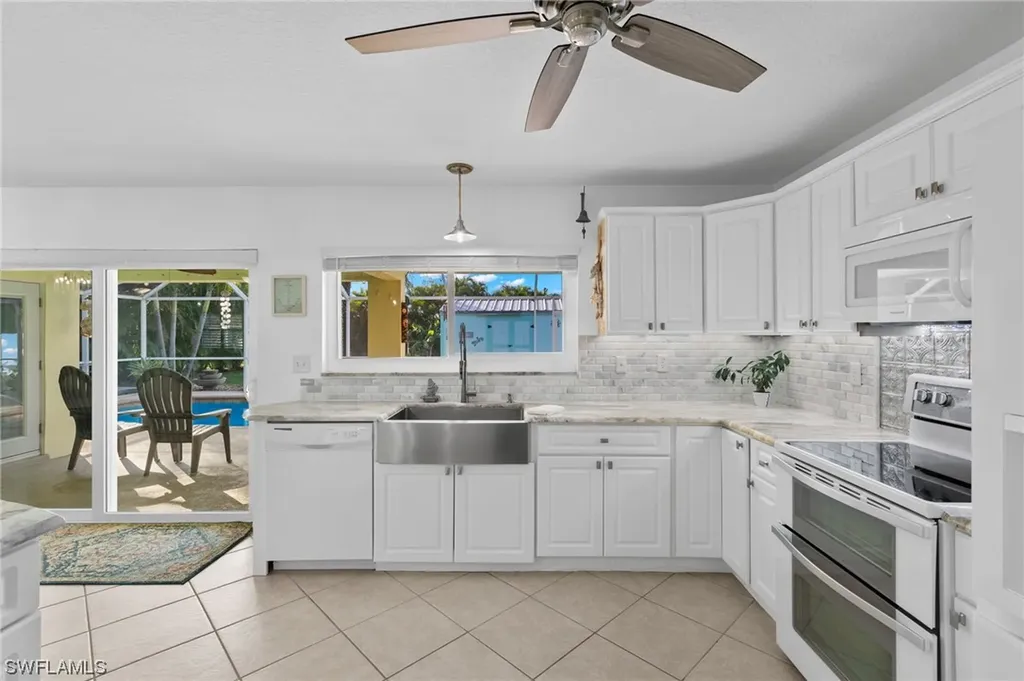 1714 NE 6th Terrace Cape Coral FL 33909