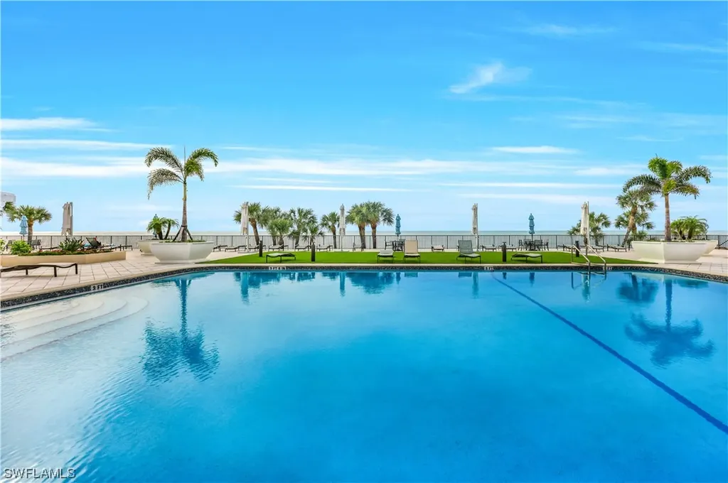 3215 Gulf Shore Boulevard N Naples FL 34103