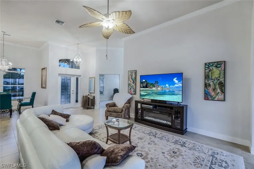 8675 Southwind Bay Circle Fort Myers FL 33908