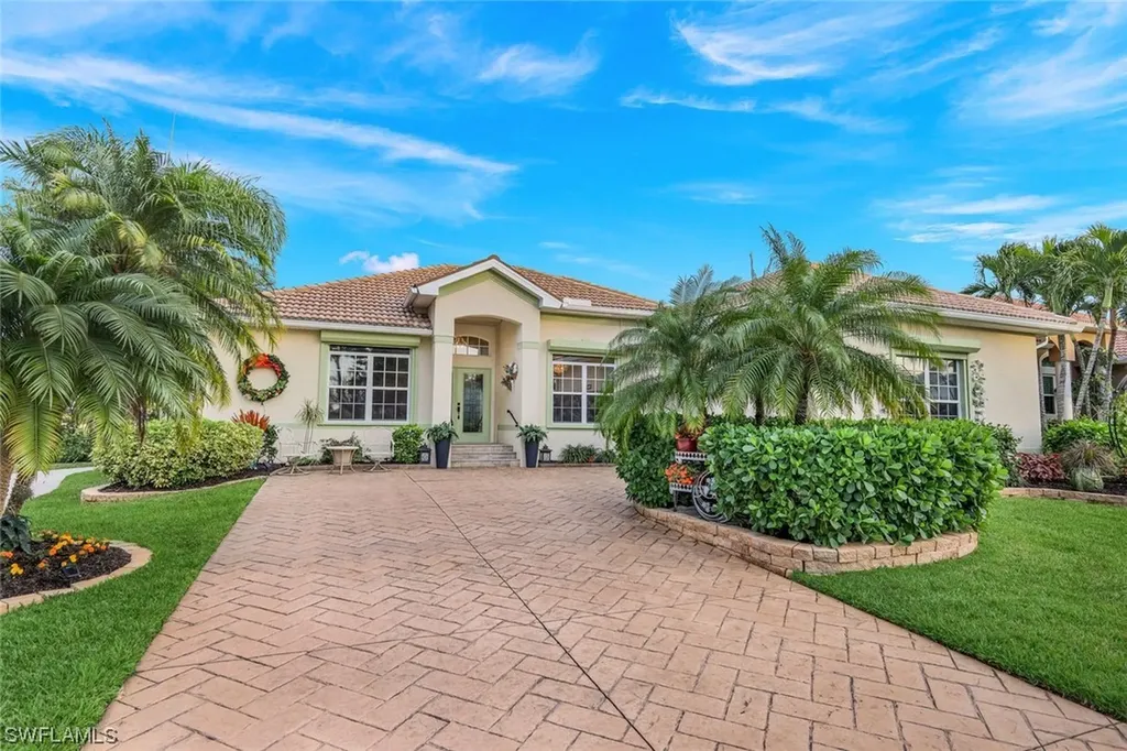 8675 Southwind Bay Circle Fort Myers FL 33908