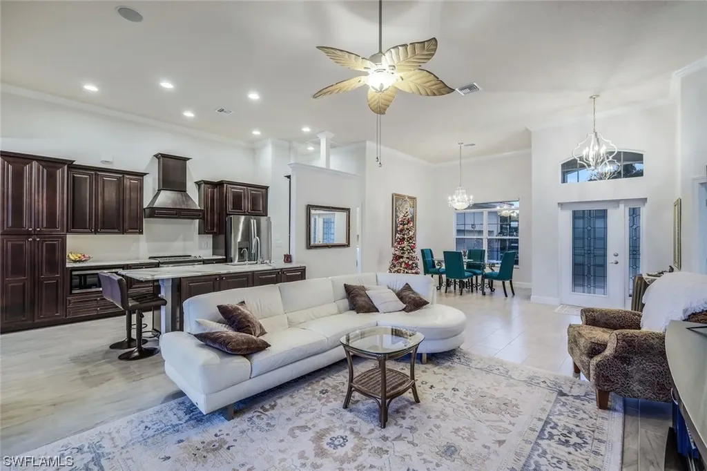 8675 Southwind Bay Circle Fort Myers FL 33908
