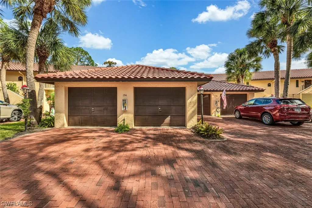 194 Albi Road Naples FL 34112