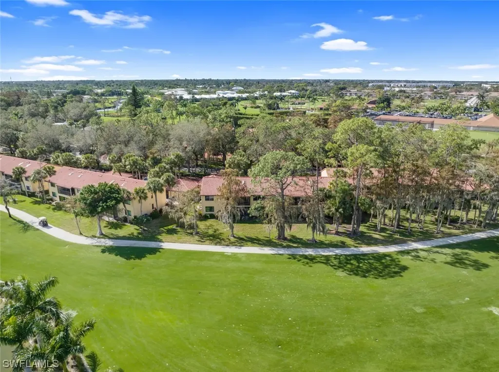 194 Albi Road Naples FL 34112