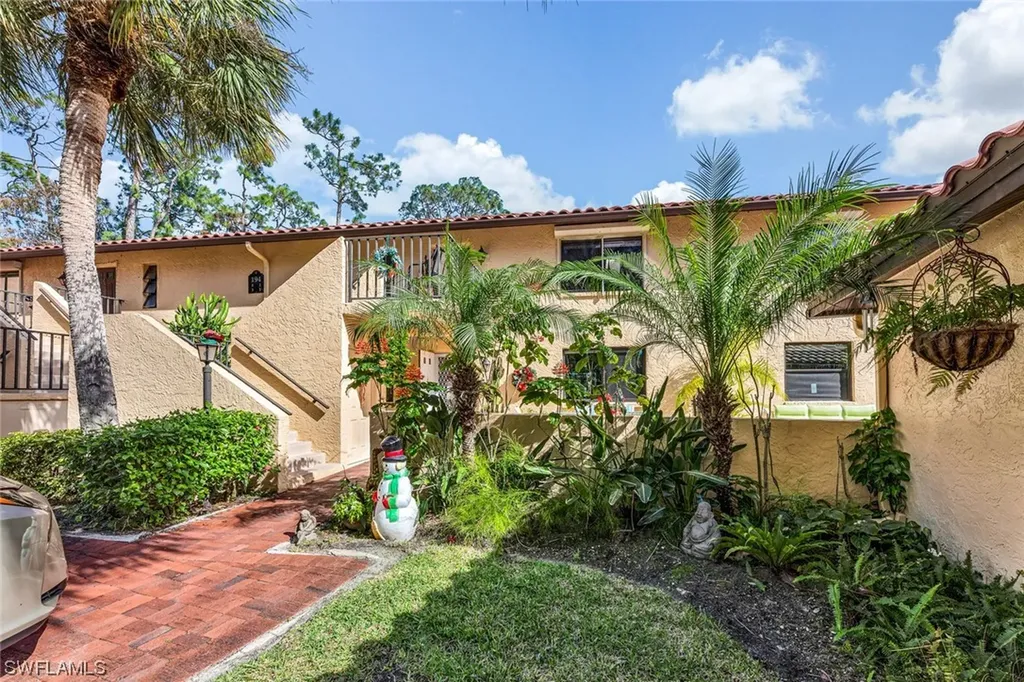 194 Albi Road Naples FL 34112