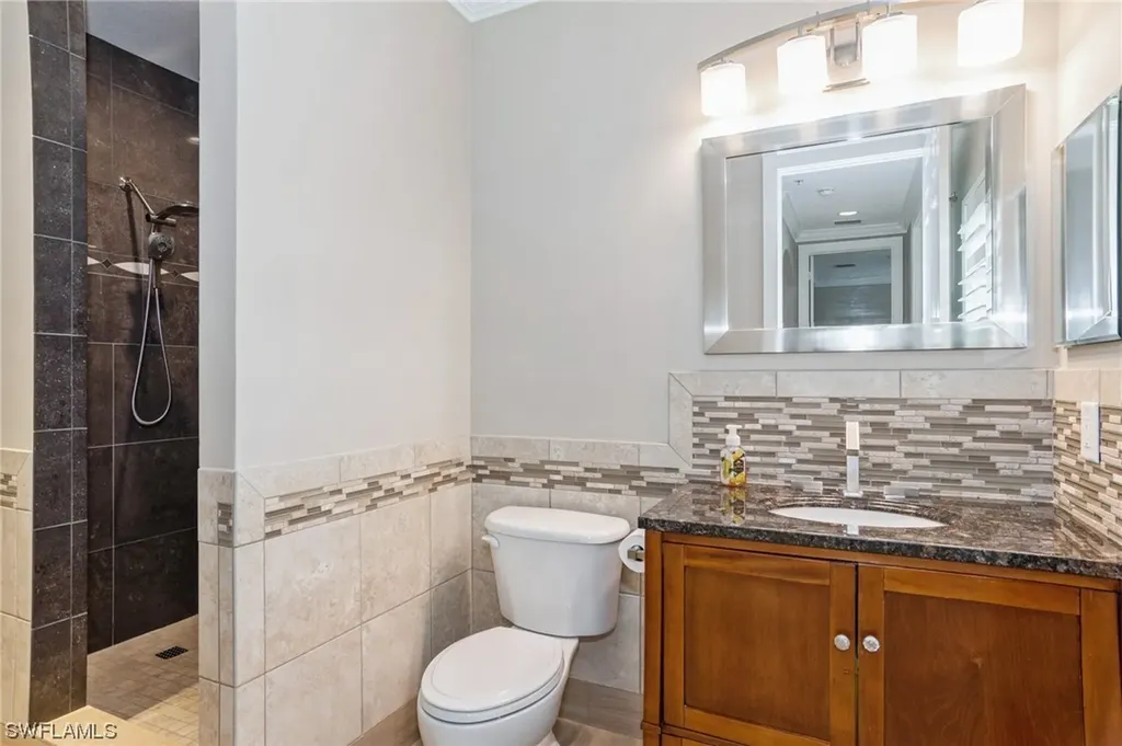 1435 Mariposa Circle Naples FL 34105