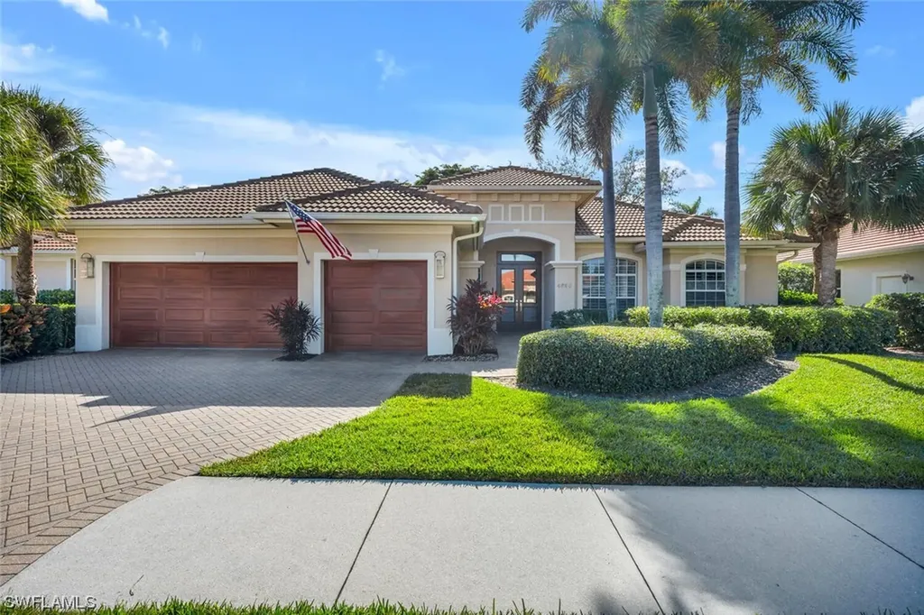 4896 Rustic Oaks Circle Naples FL 34105