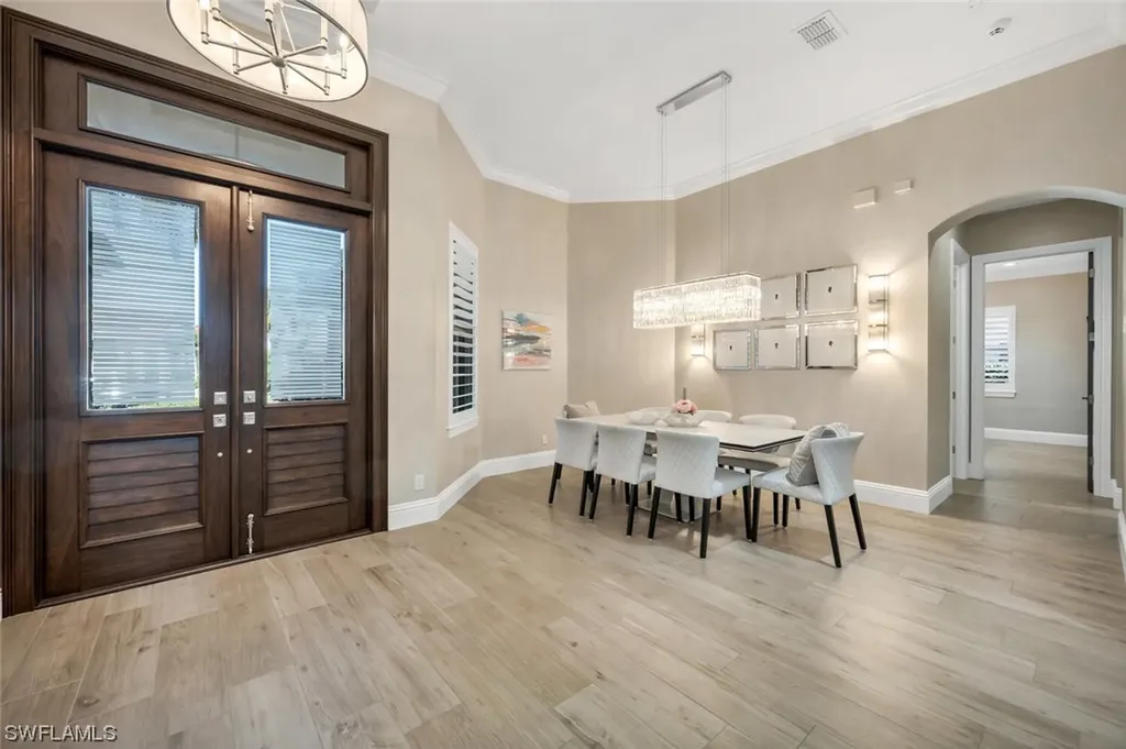 4896 Rustic Oaks Circle Naples FL 34105