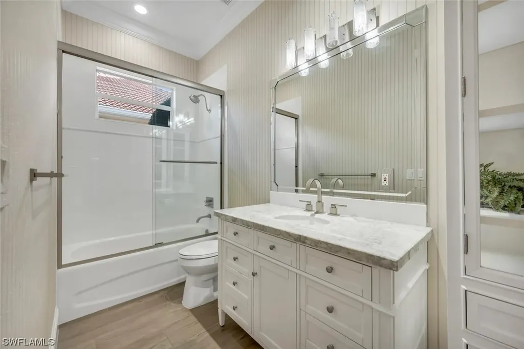 4896 Rustic Oaks Circle Naples FL 34105