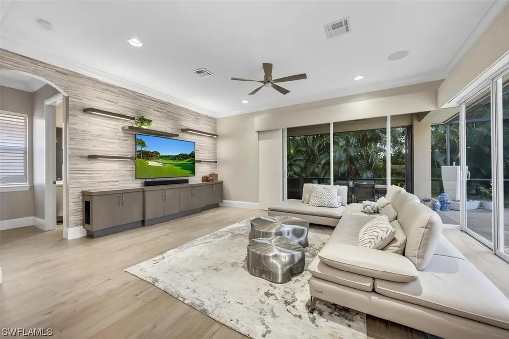 4896 Rustic Oaks Circle Naples FL 34105